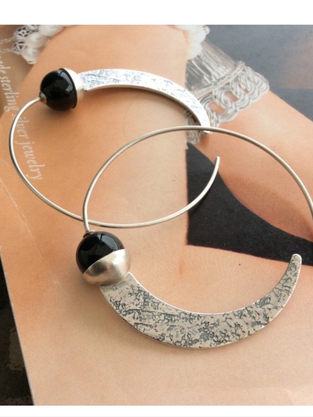Silpada Textured Sterling Silver Black Chalcedony Bead Comet Tail Hoop Earrings